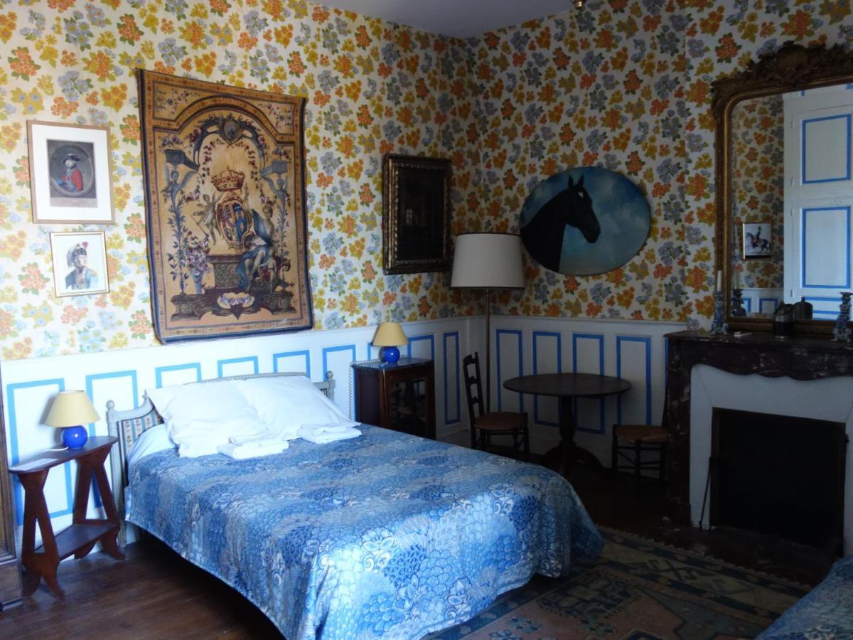 Bed and Breakfast Le Chevalier D'Eon Тоннер Экстерьер фото