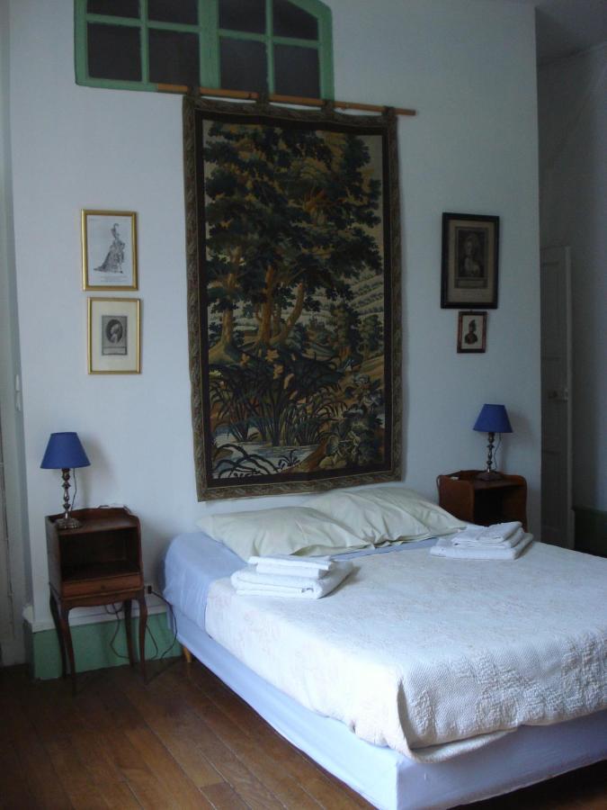 Bed and Breakfast Le Chevalier D'Eon Тоннер Экстерьер фото